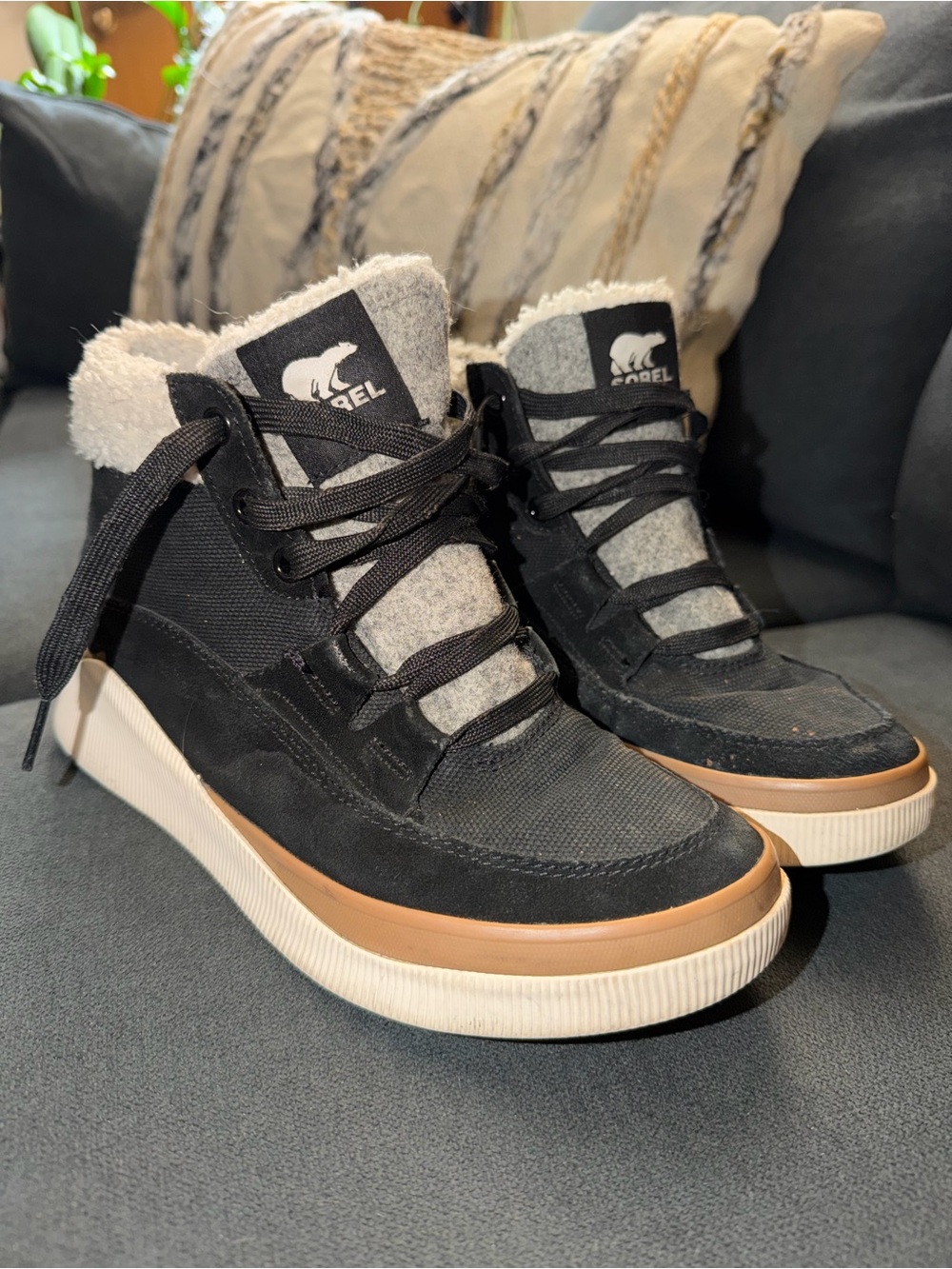 SOREL Waterproof Faux Fur Lined Ankle Boot Sneaker woman’s 6.5 UK 4.5